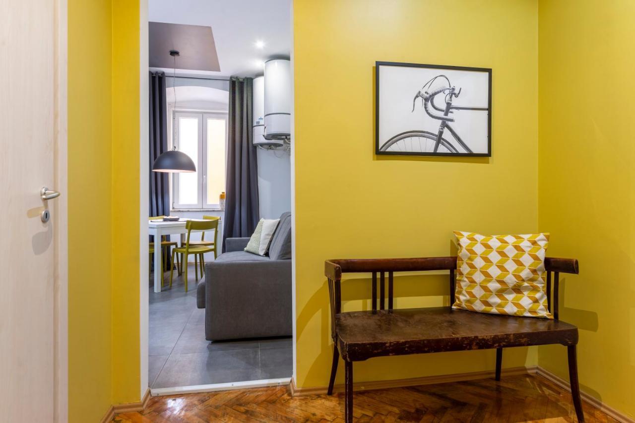 Tram Apartment For 4 Guests Trieste Luaran gambar