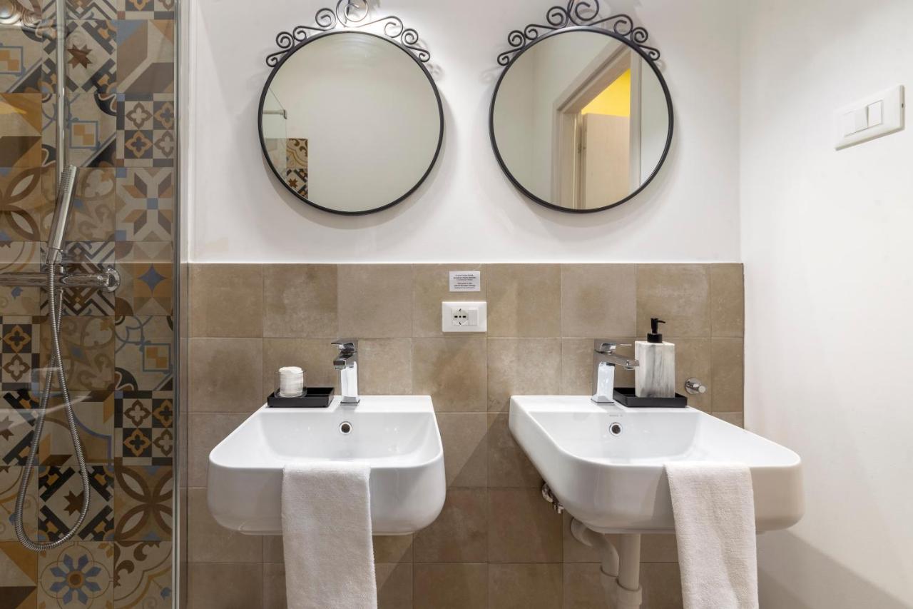 Tram Apartment For 4 Guests Trieste Luaran gambar