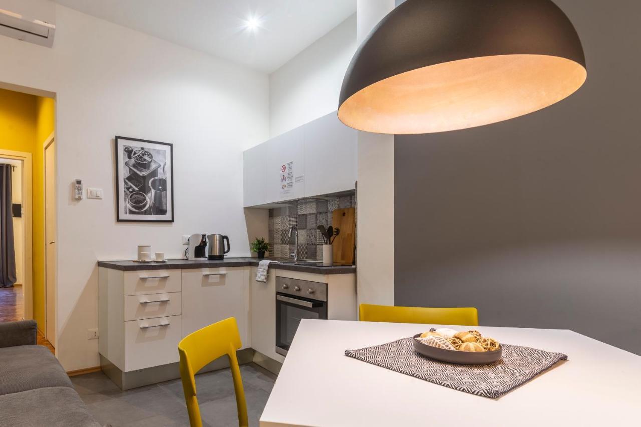 Tram Apartment For 4 Guests Trieste Luaran gambar